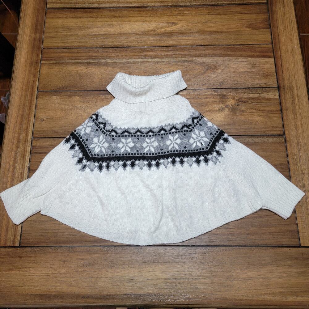 Crazy 8 Knit White Turtle Neck Poncho Sweater w/ Grey Stripe Snowflakes -Size 5T